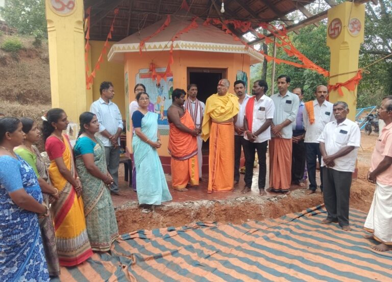 ಜಾತಿ ಭೇದ ಭಾವ ಬಿಟ್ಟು ಹಿಂದುಗಳಾದ ನಾವು ಒಗ್ಗಟ್ಟಿನಿಂದ ಶ್ರದ್ಧಾ ಕೇಂದ್ರದಲ್ಲಿ ದುಡಿಯಬೇಕು : ಮಾಣಿಲಶ್ರೀ