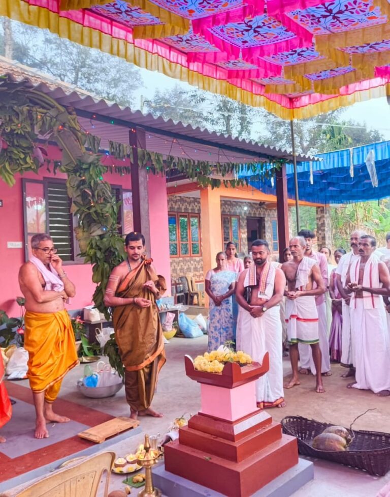 ತೊಡಿಕಾನ : ಬೊಳ್ಳುರು ತರವಾಡು ಮನೆಯ ಗೃಹ ಪ್ರವೇಶ ಸತ್ಯನಾರಾಯಣ ಪೂಜೆ