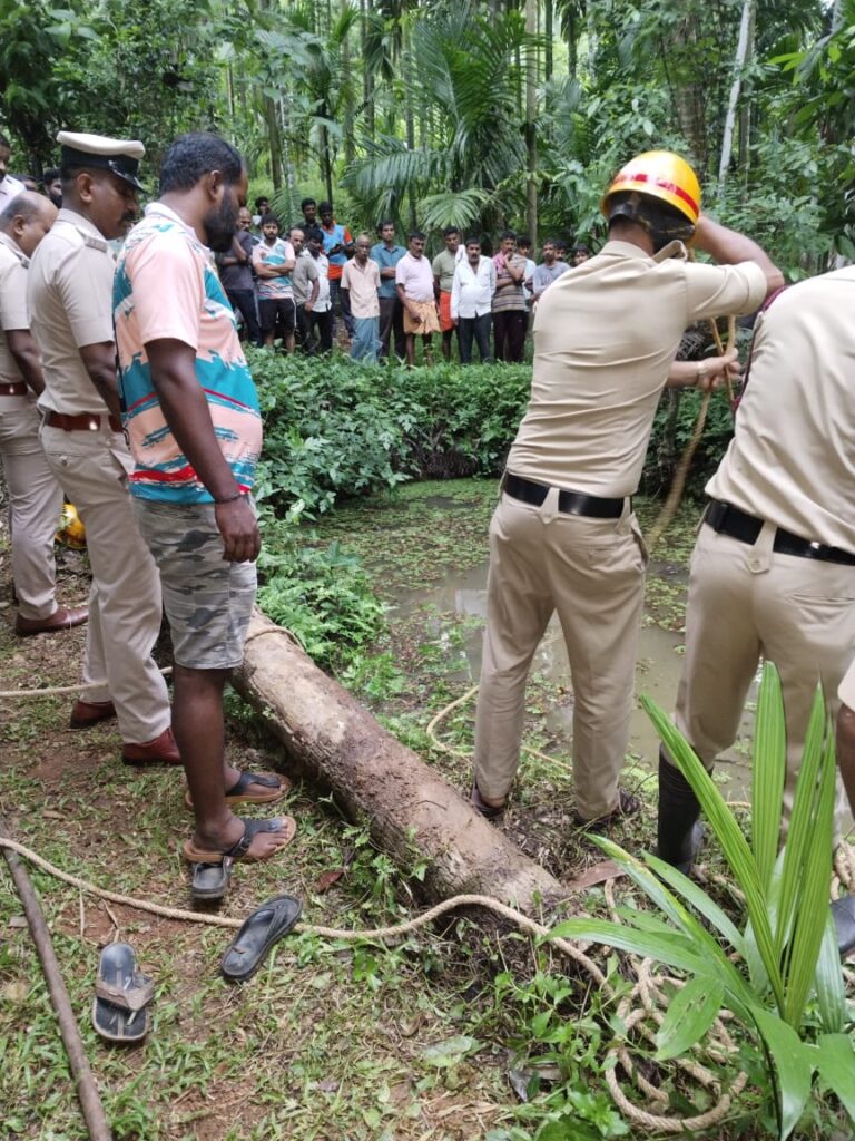 ಮುರುಳ್ಯ : ಆಟವಾಡುತ್ತಿದ್ದಾಗ ಇಬ್ಬರು ಮಕ್ಕಳು ಕೆರೆಗೆ ಬಿದ್ದು ಸಾವು