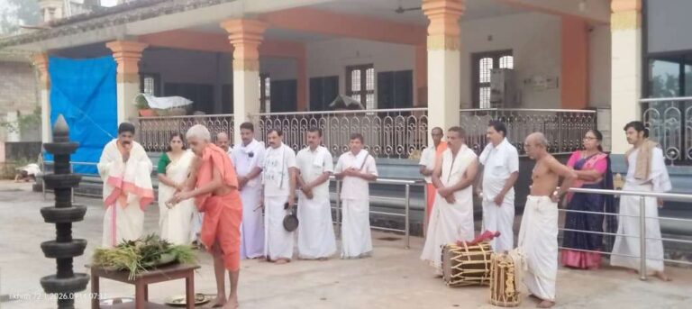 ಪಂಜ ದೇವಳದಲ್ಲಿ  ಣಹೋಮ, ಅಪ್ಪಕಜ್ಜಾಯ ಸೇವೆ, ಭಕ್ತಾದಿಗಳಿಗೆ ಕದಿರು ವಿತರಣೆ